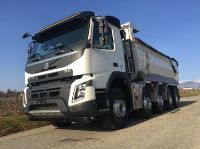 GALA741_612244 vehicle image